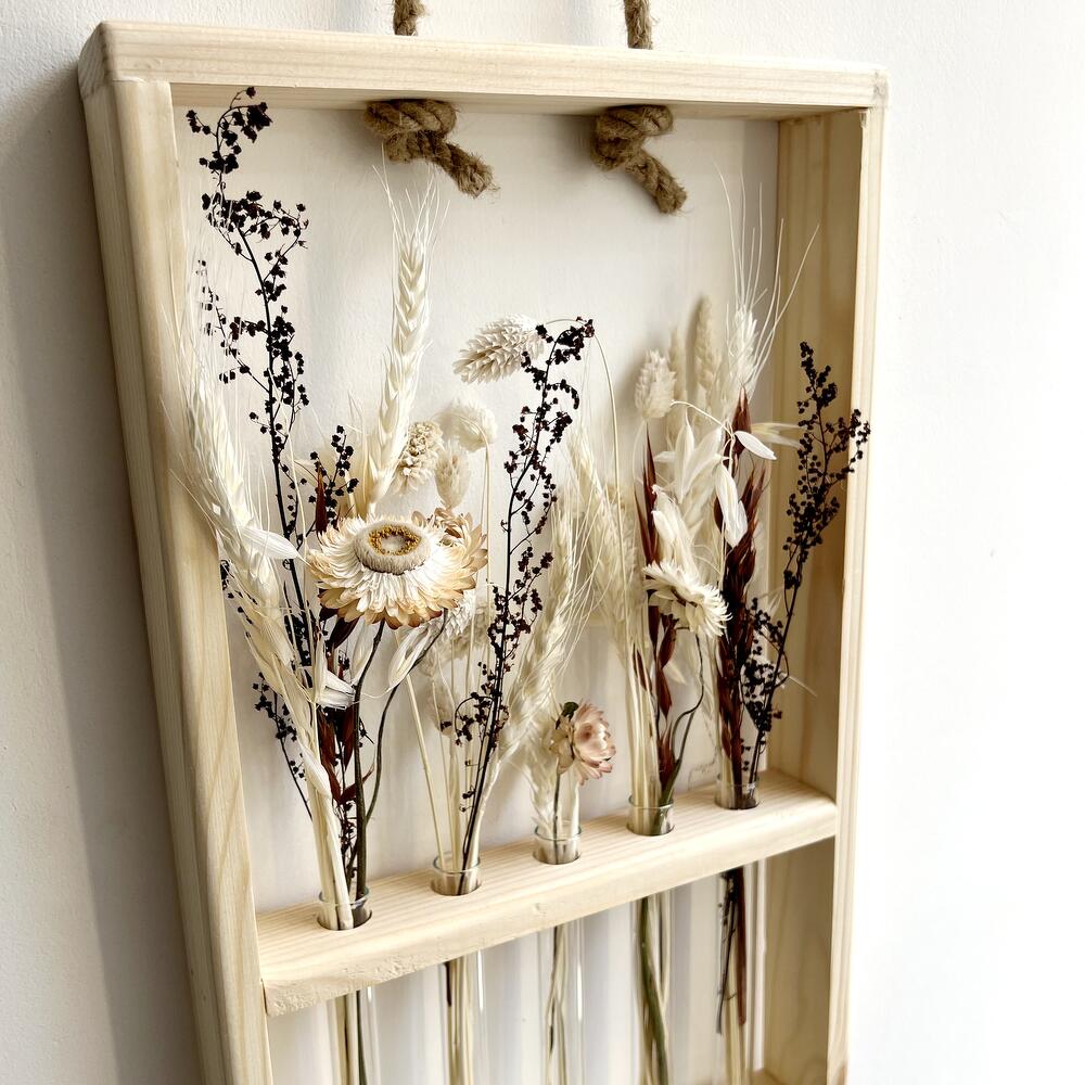 Рамка с сухоцветами 