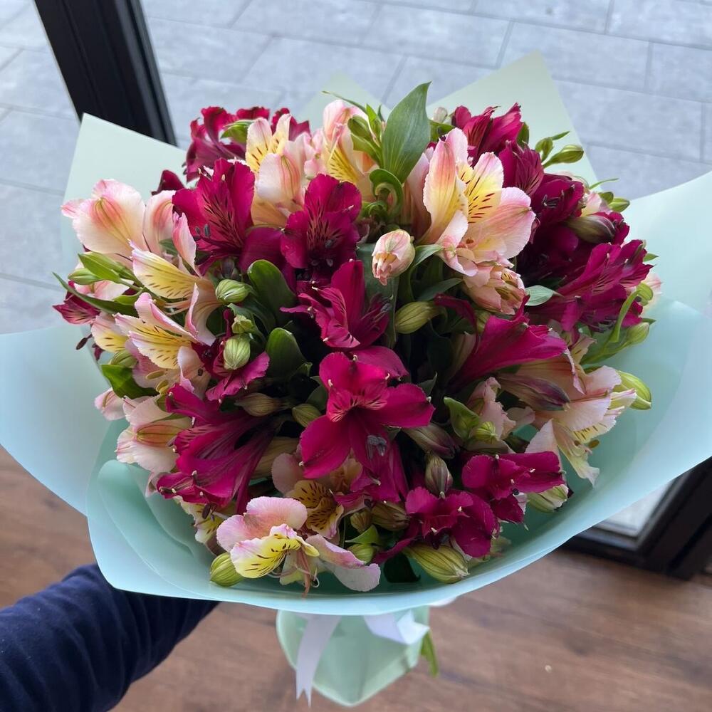 Alstromeria Bouquet