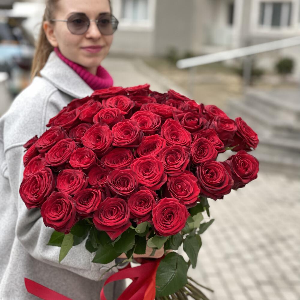 Монобукет из красной розы 51 шт