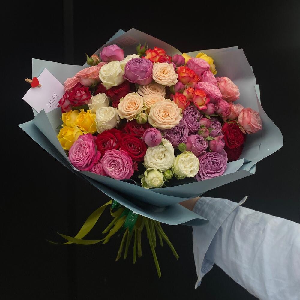 Букет из пионовидных спрей роз (L)