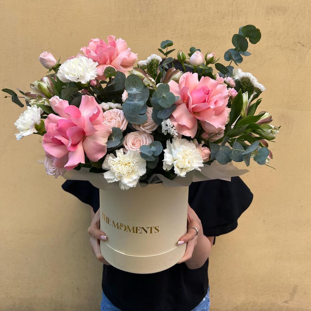 Цветы в коробке