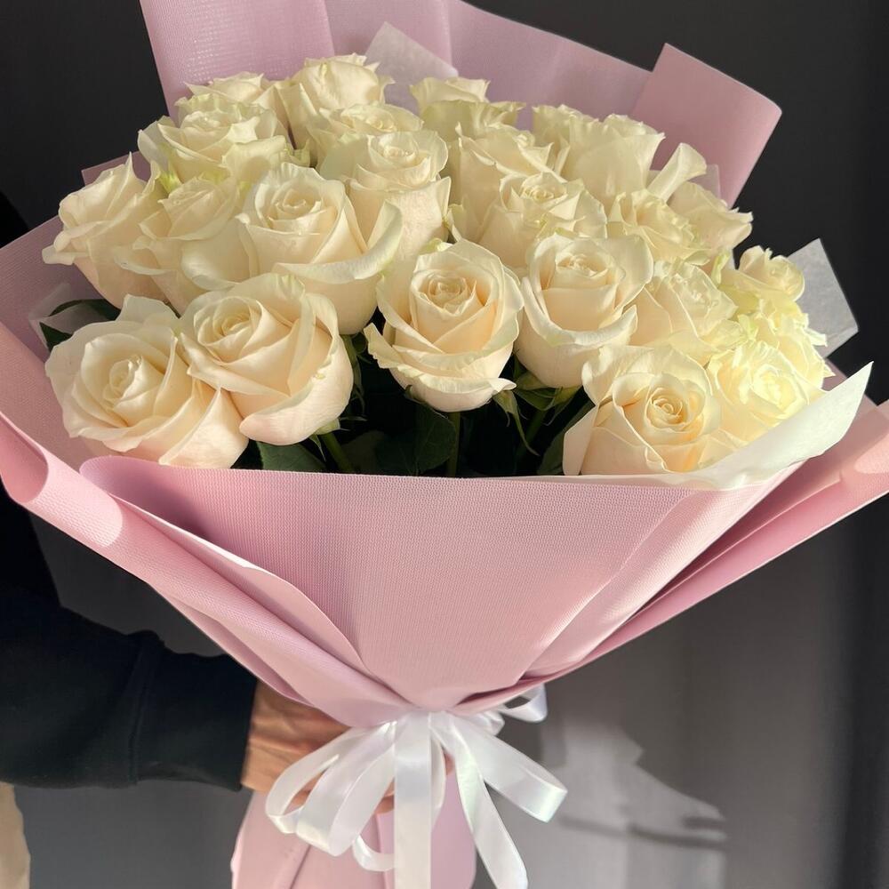 25 Белых Голландских Роз