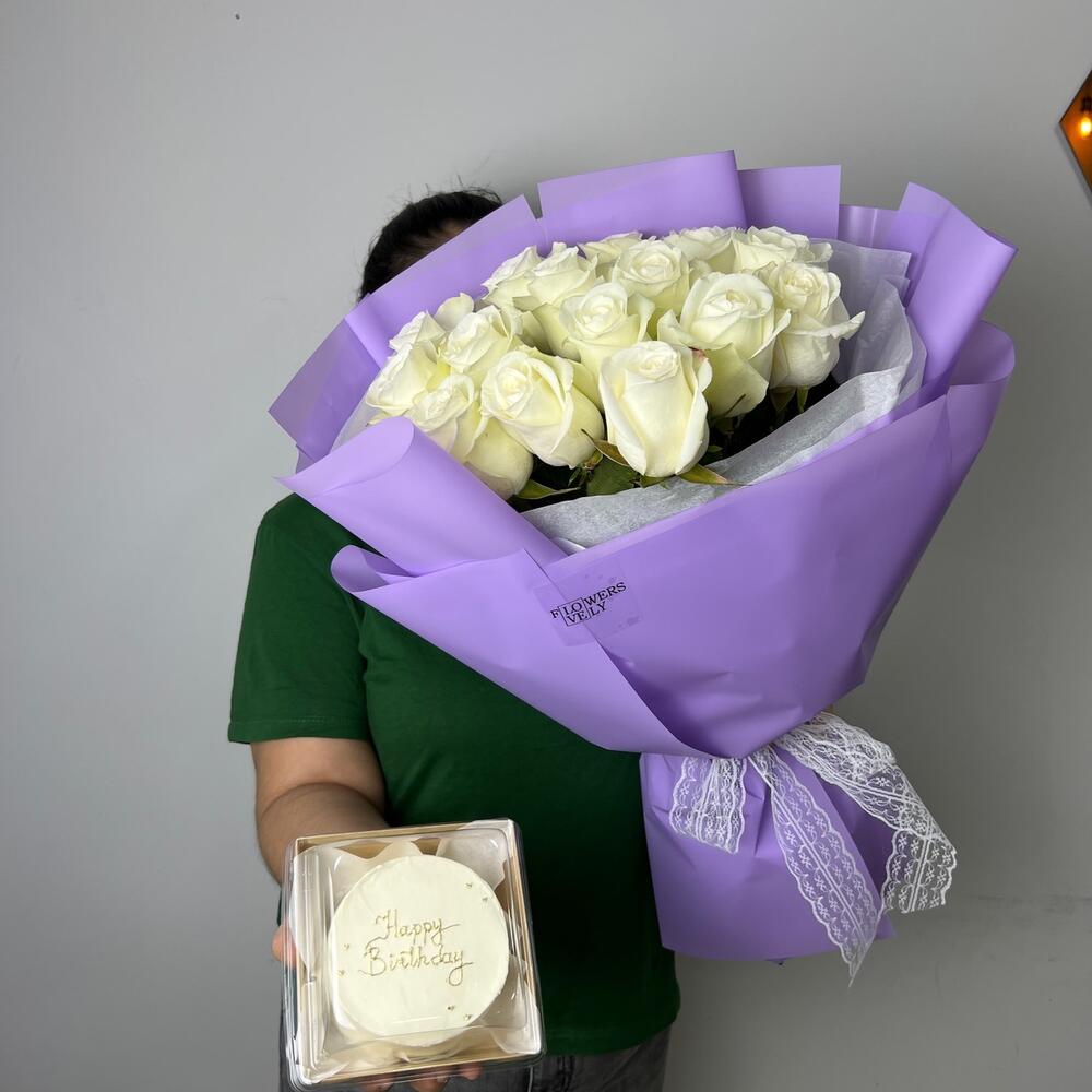 Букет роз + бенто торт