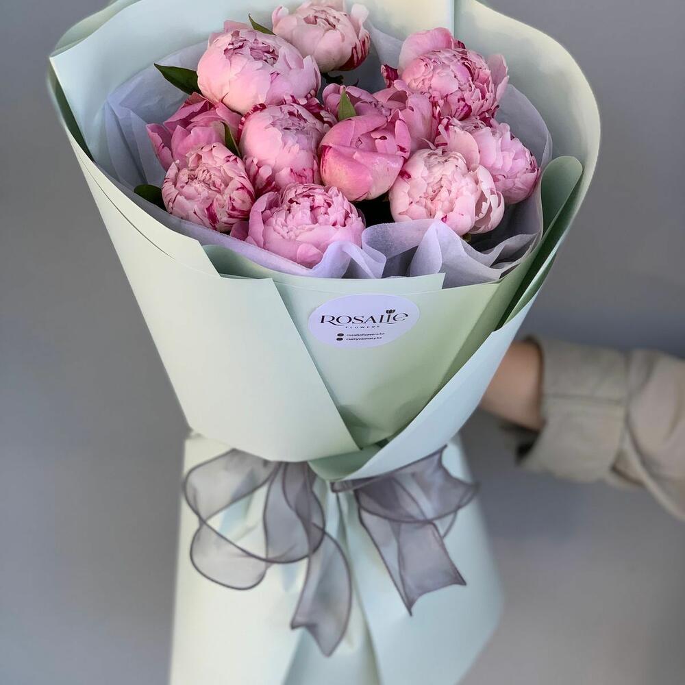 Букет из 11 пион