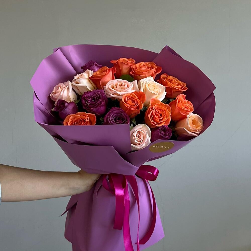 Букет из 19 роз 50 см (9.73)